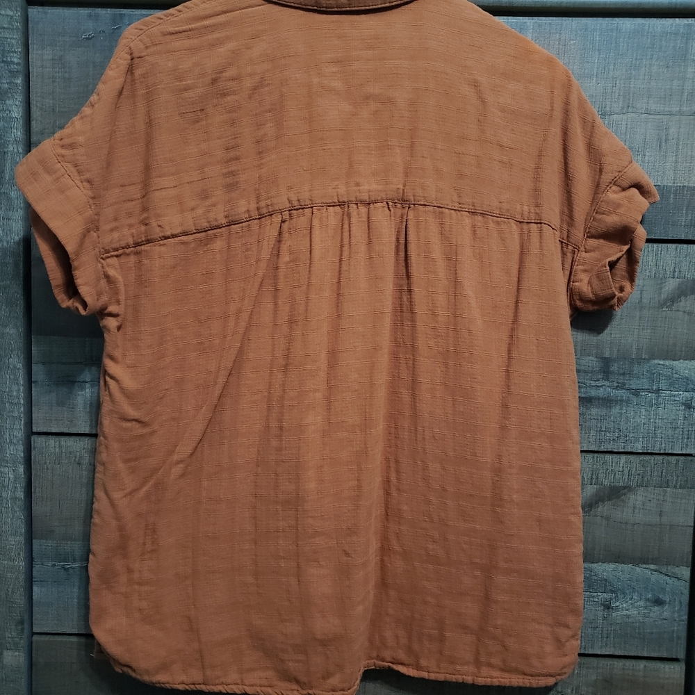 Rust Short Sleeve Button Down - Picture 2 of 9